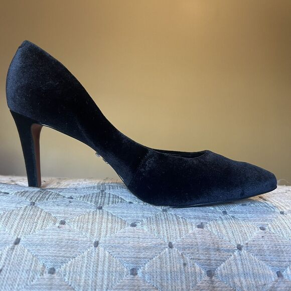 Carrano Rafaella Black Velvet Pointed Toe Classic Heels Pumps Women 8 Brazil - Picture 2 of 14